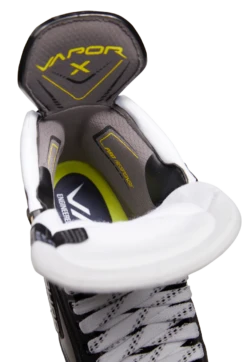 Bauer Vapor 3X Pro Senior Roller Skates -Hockey Sports Store 1060217 RH VAPOR 3X PRO SKATE 0522 clipped dc641b8a 5378 4719 a5bb 0dda88258395