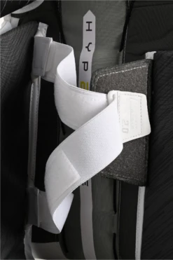Bauer Vapor Hyperlite2 Senior Goalie Pads -Hockey Sports Store 1061658 BTH23 GOAL PADS HYP2RLITE SR WHITE Tune Fit Strap detail 02